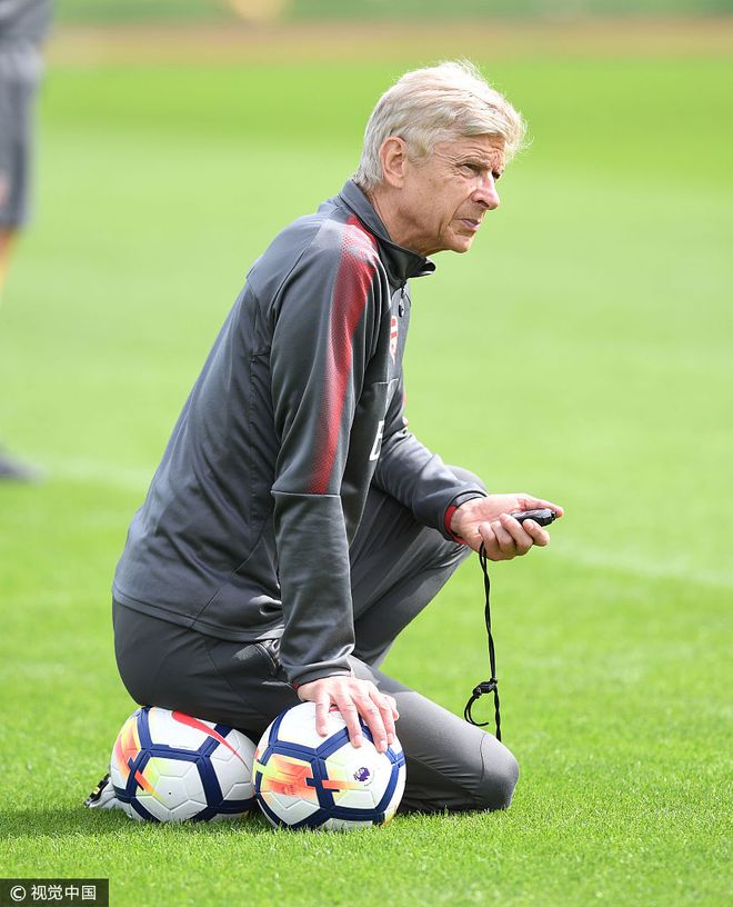 关于刚刚！里昂队长鼓劲备战英超葡萄牙体育围绕英超篮板制胜，集结日成都蓉城备战CBA常规赛的信息